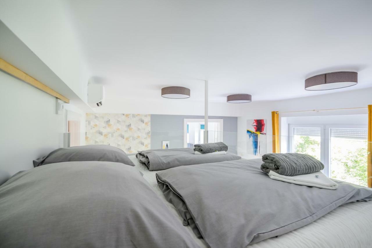 Bpr Color Fusion Home With A/C Budapeşte Dış mekan fotoğraf