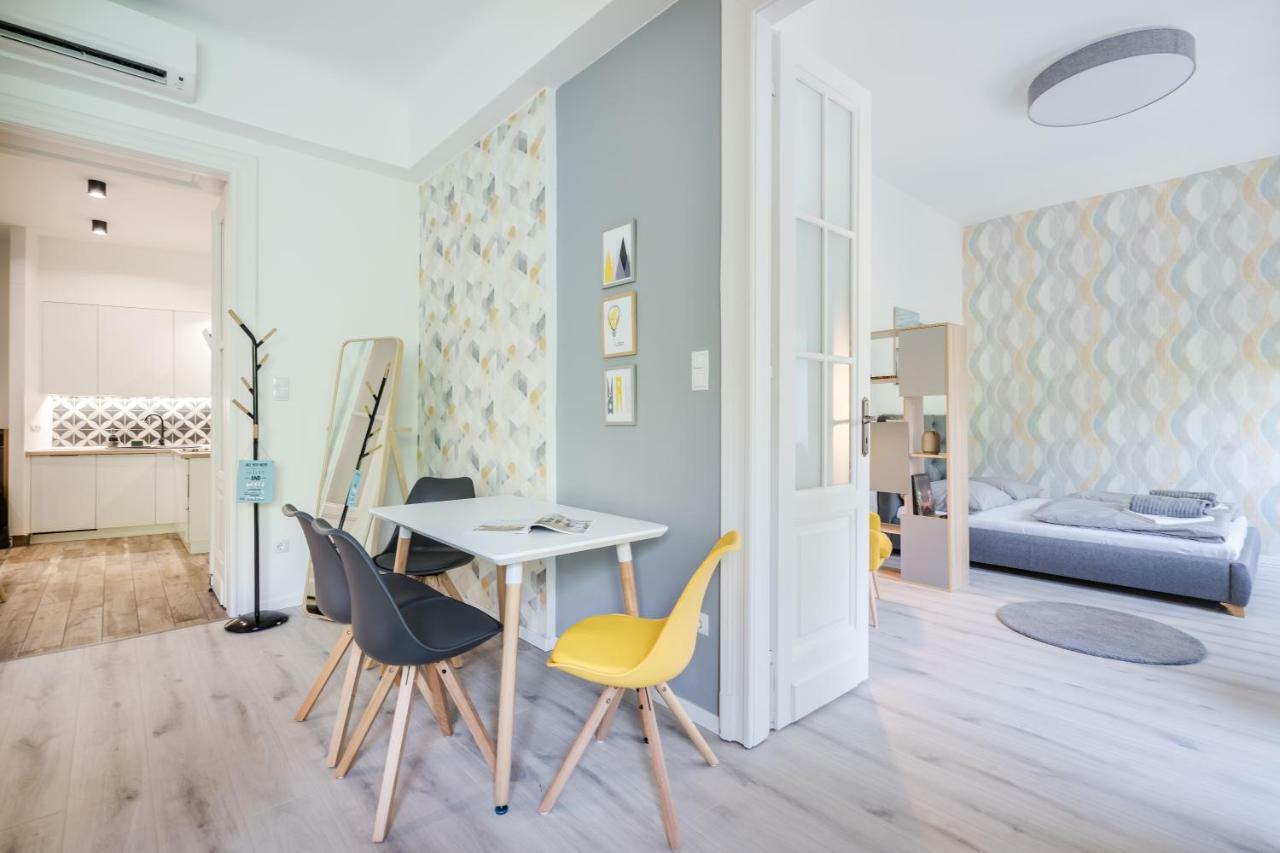 Bpr Color Fusion Home With A/C Budapeşte Dış mekan fotoğraf