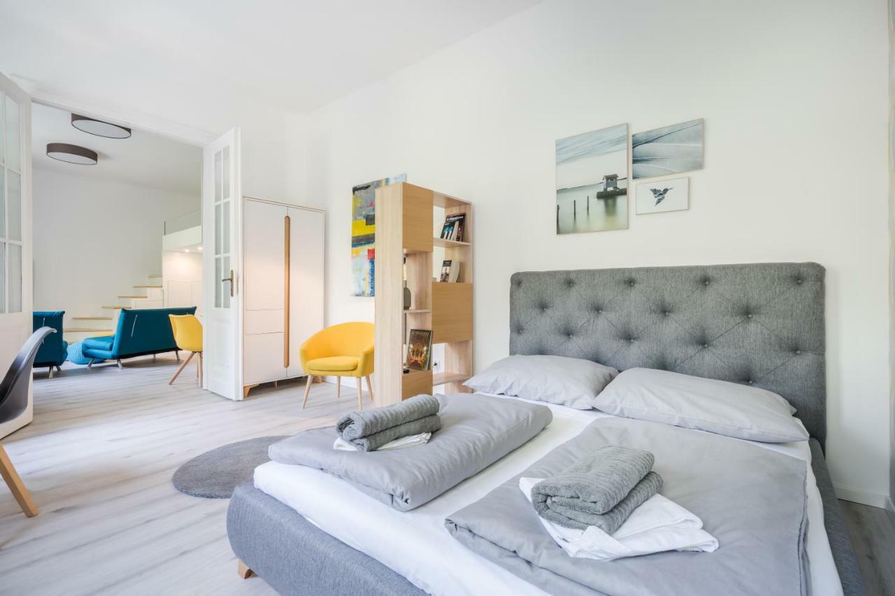 Bpr Color Fusion Home With A/C Budapeşte Dış mekan fotoğraf