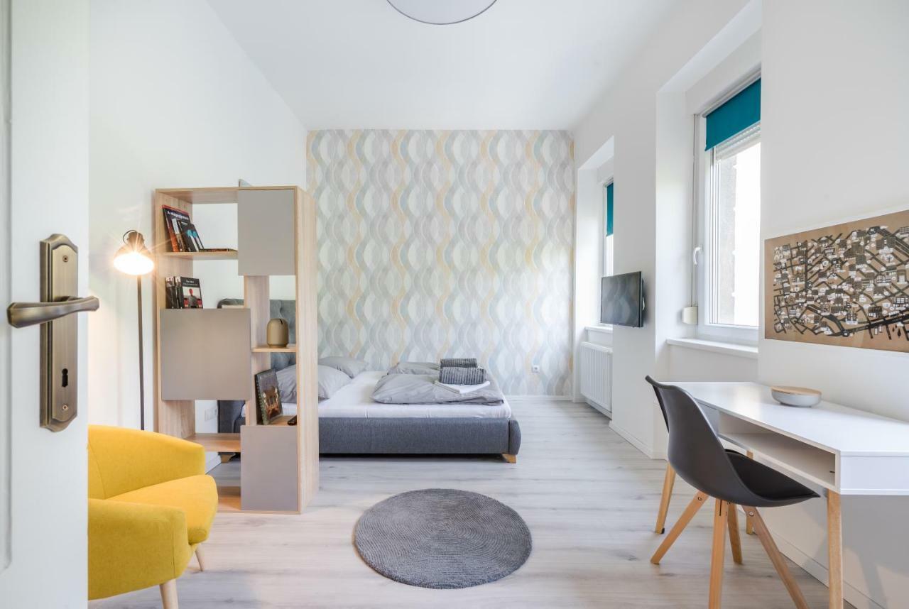 Bpr Color Fusion Home With A/C Budapeşte Dış mekan fotoğraf